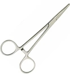 Darts Peang Böjd, Medium